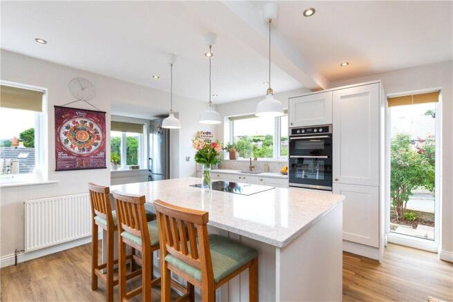 3 bed Bungalow for sale Image 7