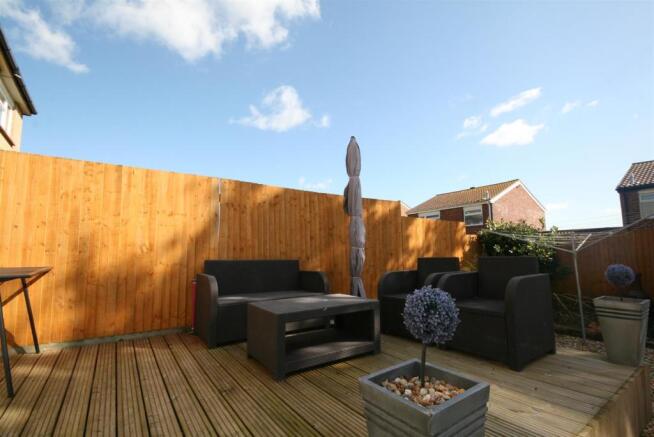 Rear Garden (2).JPG