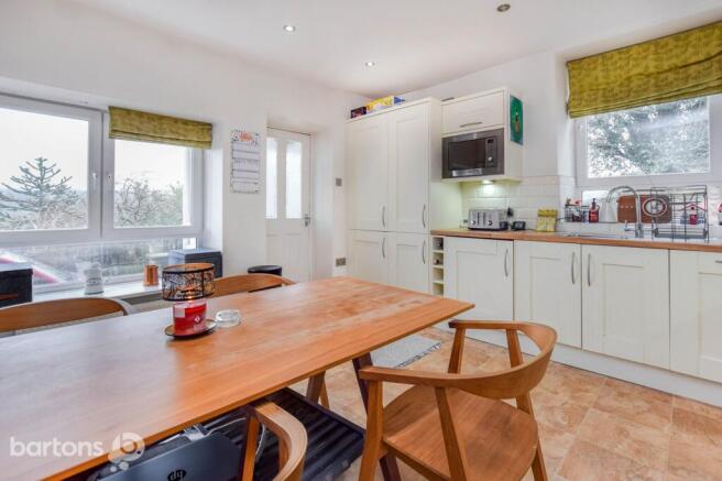 2 bed House for sale Image 9