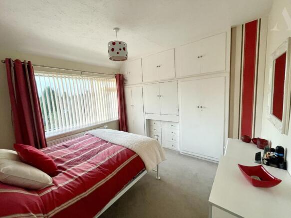 Castle Lane Bedroom New.jpeg