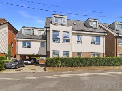 Denne Parade, Horsham, RH12