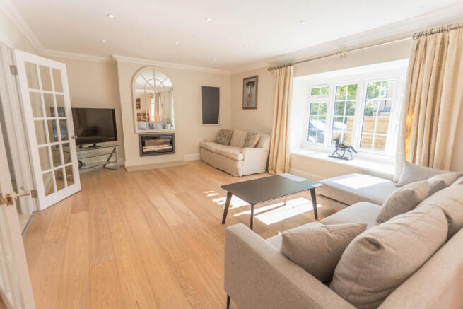 Living Room/Dining Room