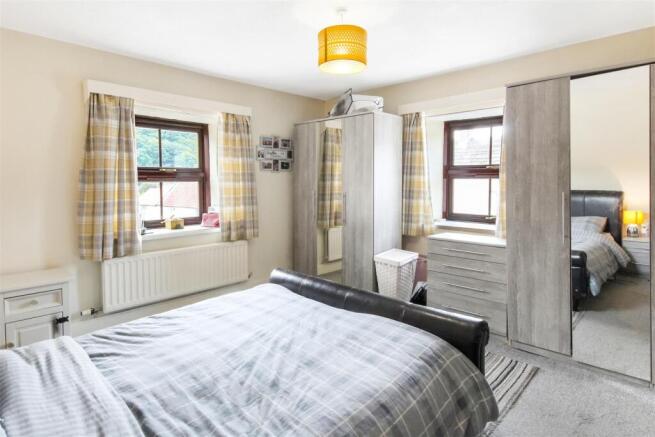 3 bed End of Terrace for sale Image 9