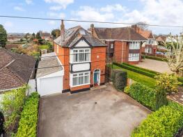 4, Crookhorn Lane, Waterlooville PO7 5QE