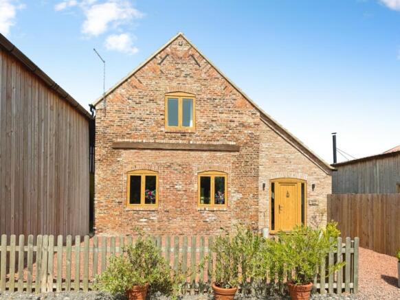 3 bed Detached for sale Image 10