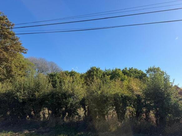 Watch House Green, Braintree Road, Felsted, Essex, CM6 3ZE photo 3