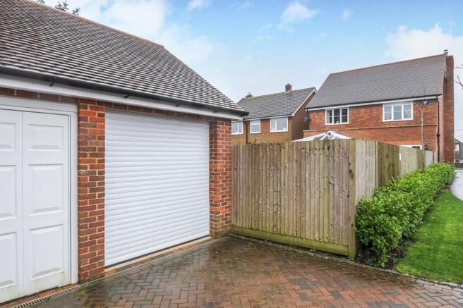 Garage/Drive Way