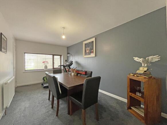 New Wood Close 12 - Dining Room Front.jpg