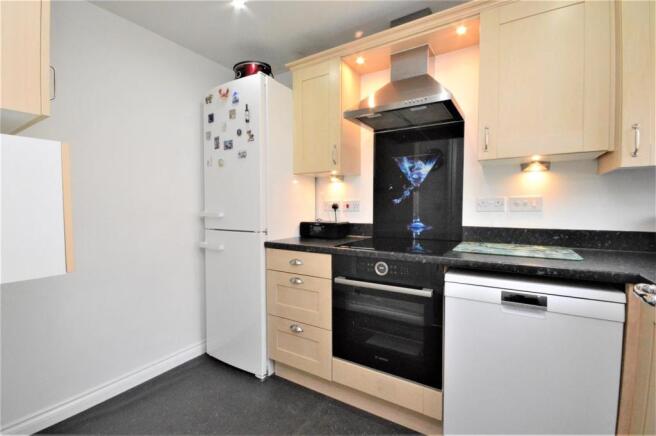09 Kitchen woodfield.JPG