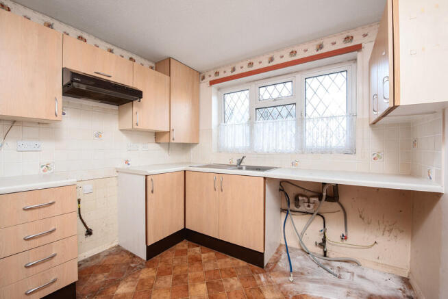 39 Dovedale Close...