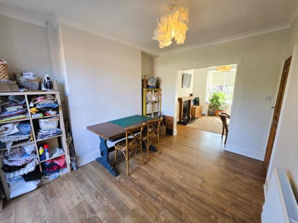 2 bed Semi-Detached for sale Image 8