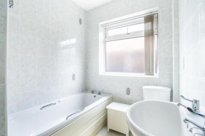 2 bed Semi-Detached Bungalow for sale Image 7