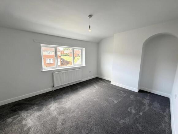 2 bed Semi-Detached to rent Image 6