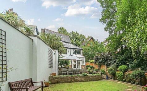 Summer Hill, Chislehurst, BR7