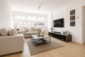 5, Glenmead, Palmerston Road, Buckhurst Hill IG9 5NL
