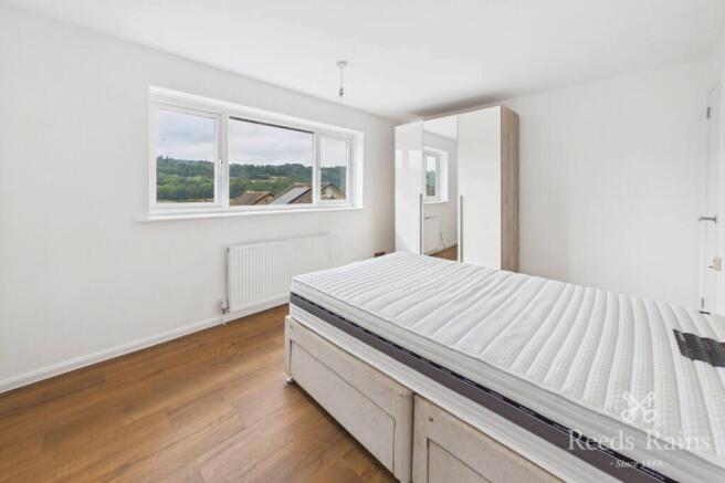 2 bed Semi-Detached to rent Image 7