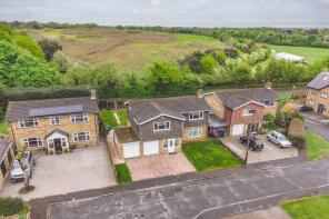 8, Journeys End, Stoke Poges SL2 4NT