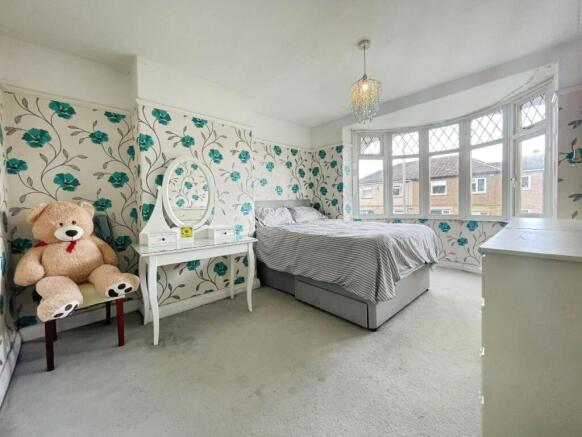 3 bed Semi-Detached for sale Image 10