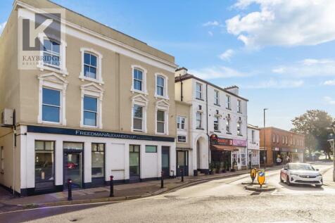 High Street, Ewell, KT17
