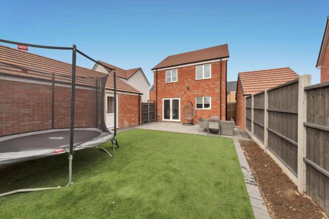 Garden & Entertainment Patio