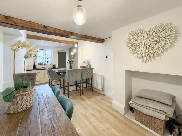 3 bed Terraced for sale Image 4