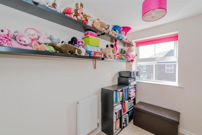 54, Water Reed Grove, Walsall, West Midlands, WS2 