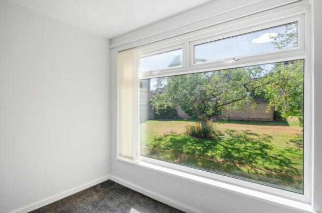 2 bed Apartment for sale Image 5