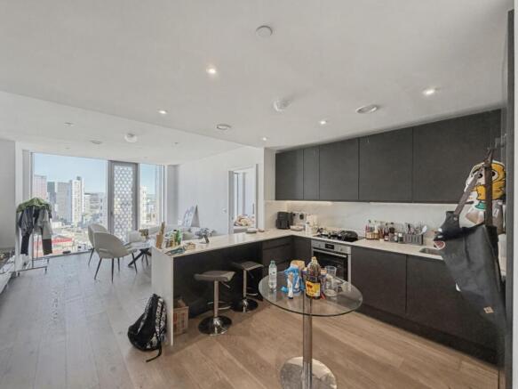 Apartment in Manchester, City Centre - View 4