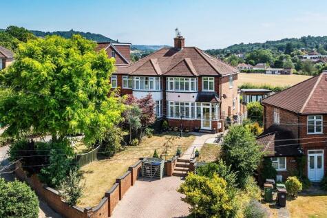 Parkway, Dorking, RH4