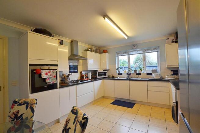 kitchen.,...JPG