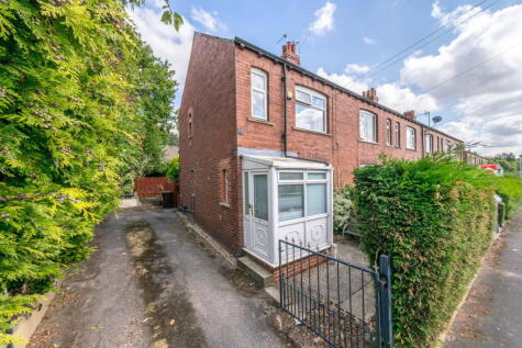 Turnshaw Avenue, Kirkburton, Huddersfield, HD8