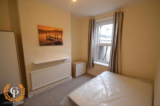 Bedroom (4)