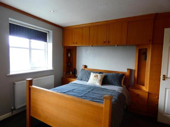 2 bed Semi-Detached for sale Image 6