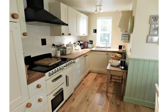 Kitchen / Breakfast