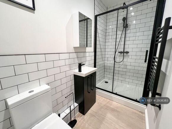 1 bed Flat to rent Image 5