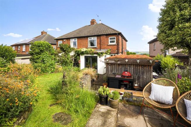 3 bed Semi-Detached for sale Image 6