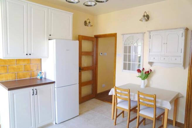 2 bed Terraced for sale Image 11