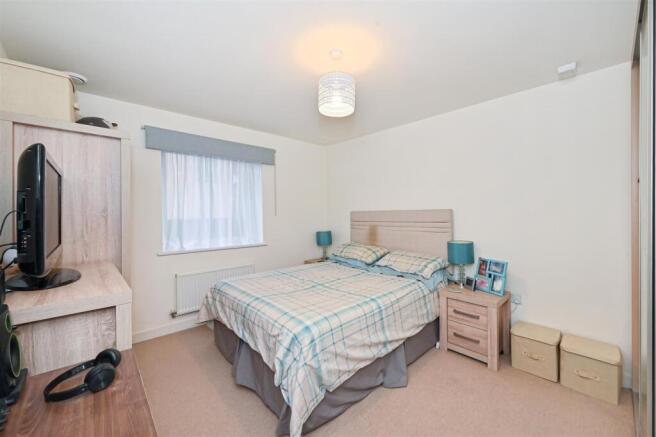 Apartment in London, London Borough of Tower Hamlets - More