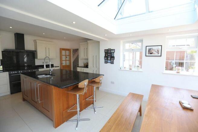 Kitchen 1