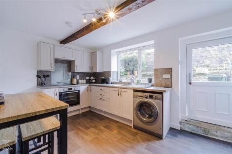 Kayley Terrace, Grindleton