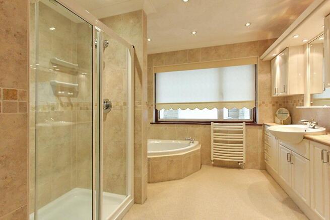 Sun-Bed-1-En-Suite_1