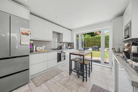 Thornbridge Crescent, Chesterfield, S40
