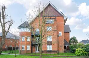 Flat 1, Vardy House, Hodgkins Mews, Stanmore HA7 4FL