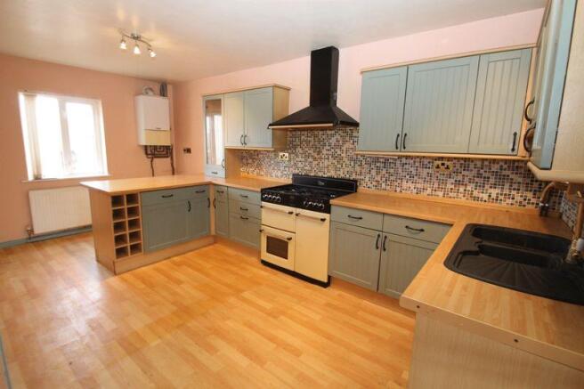 Dining kitchen