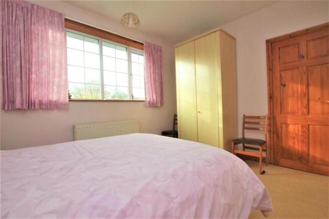 27A Rydal Road bed 2a.JPG