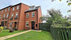 30, Thwaite Close, Corby NN18 8FS