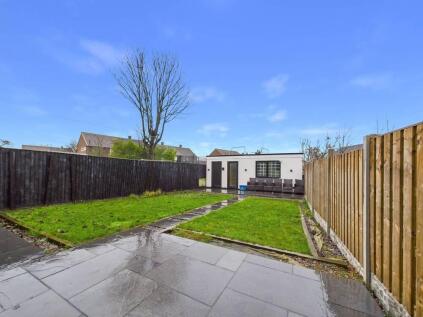 Elizabeth Drive, Castleford