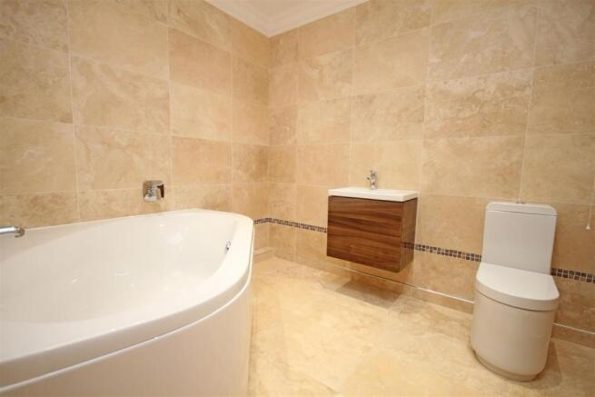 Bathroom/Wc