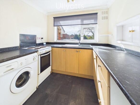 1 bed Apartment to rent Image 5
