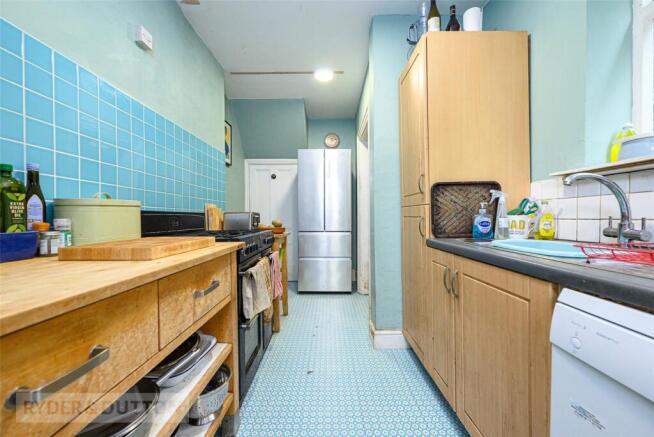 3 bed Terraced for sale Image 8